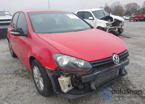 2010 Volkswagen Golf 4-Door z USA, uszkodzony, nr VIN WVWDB7AJ5AW191117